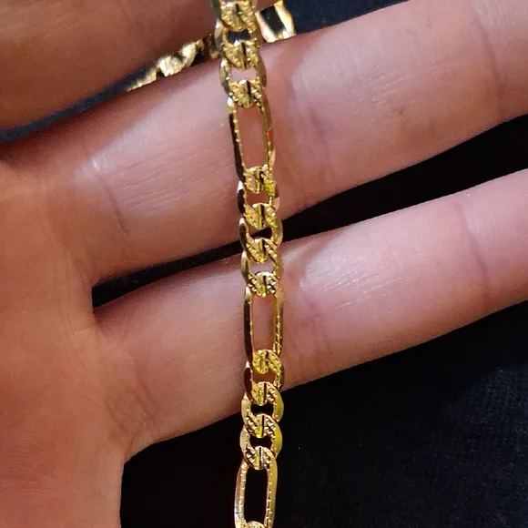 14k Gold 18in 3mm Frosted Figuero